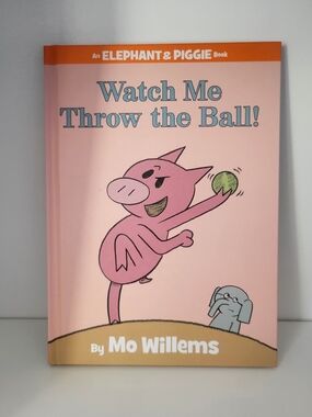 Watch Me Throw the Ball! - Hardcover